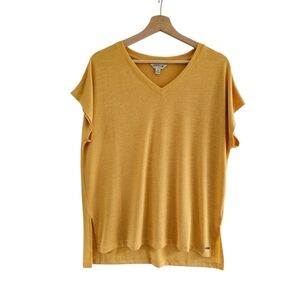 ​ORVIS Classic Collection Dolman Sleeve V-Neck Top in Mustard Yellow - Medium
